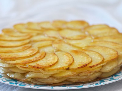 Teisen Nionod (Welsh Onion Cake)